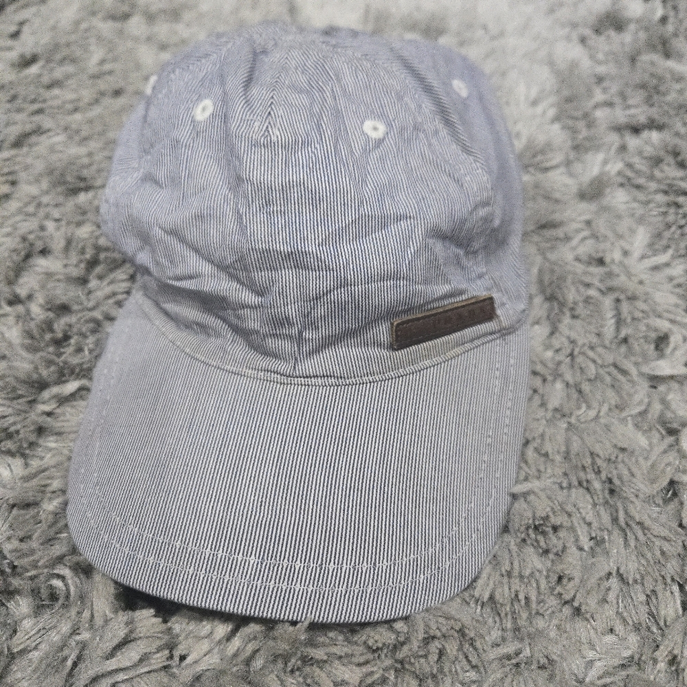 Prada hat